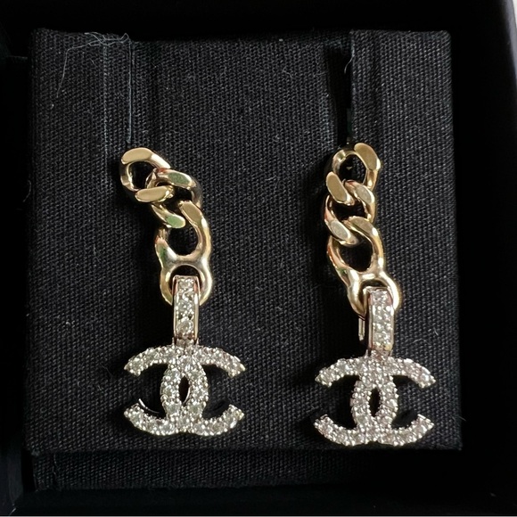 Chanel earrings - Picture 1 of 5